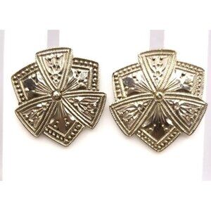 Vintage Silver Screw Back Earrings Floral Design